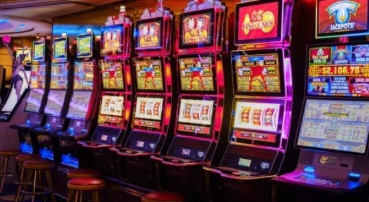 Mastering Slots: Strategies, Jackpots, and Money Management